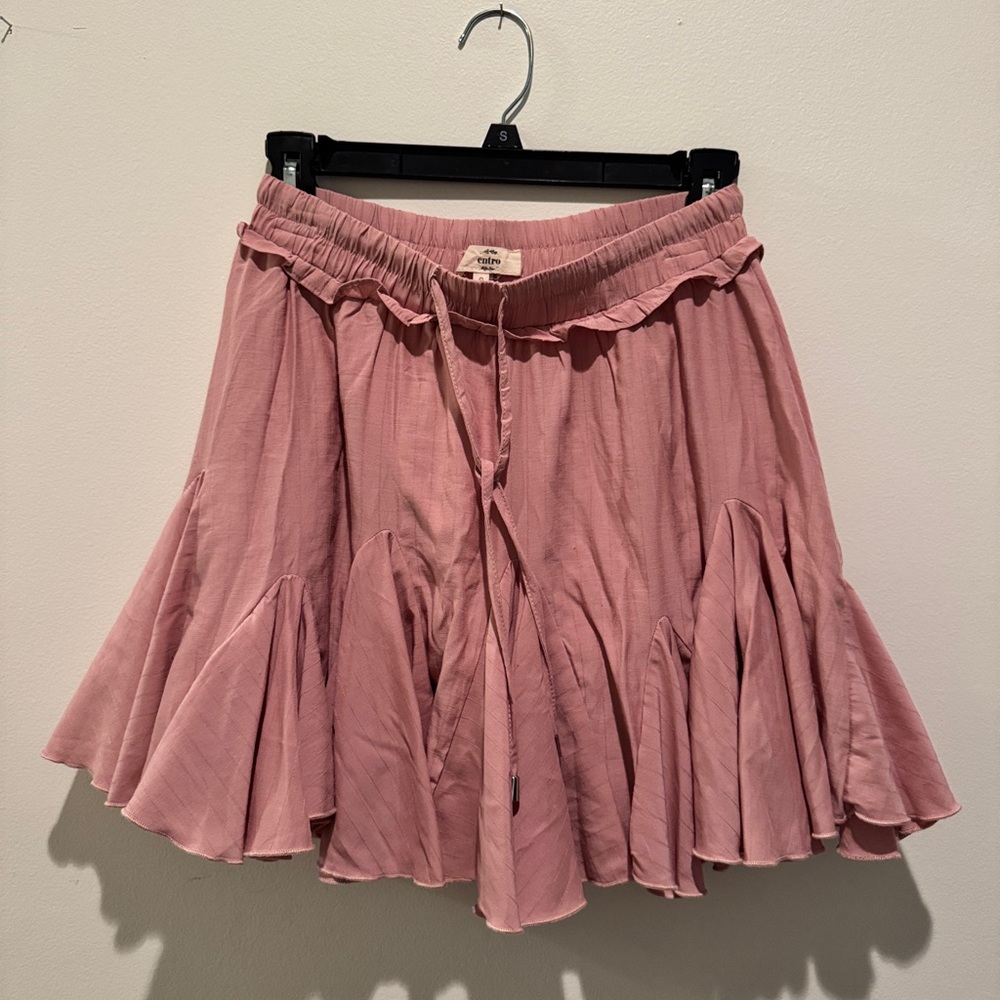 Entro Mauve Ruffled Skort